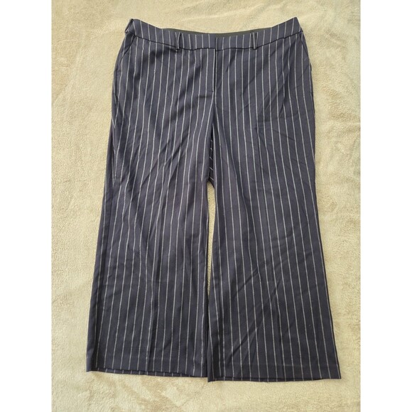 Lane Bryant Pants - NWT Lane Bryant Womens Size 26 Wide Leg Trouser Navy Blue Pinstripe Collegiate